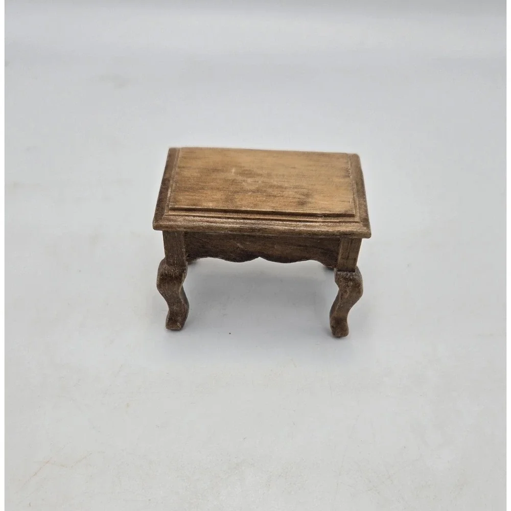 Dolls House Furniture Wooden Pieces 1:12 Scale Lot of 4